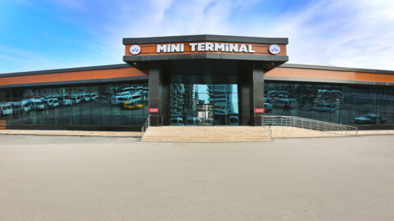 Elazığ Belediyesi Mini Terminal Binası Vatandaşların Takdirini Topluyor