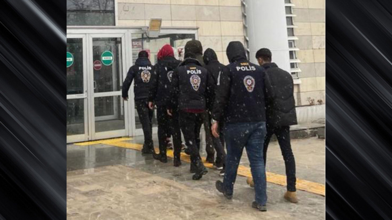 Elazığ'da Banka ve Kredi Kartlarını Kötüye Kullanmak Suçundan 4 Şüpheli Tutuklandı