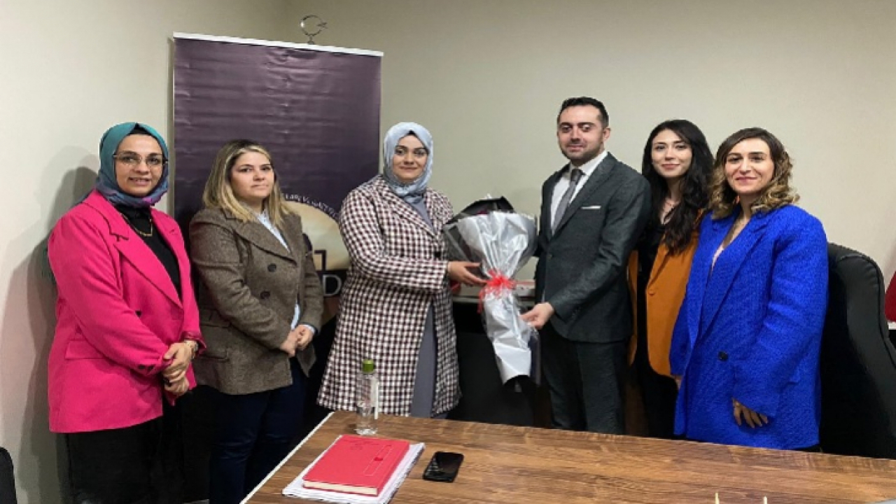 AK Parti Kadın Kollarından ELMİYAD'da Ziyaret