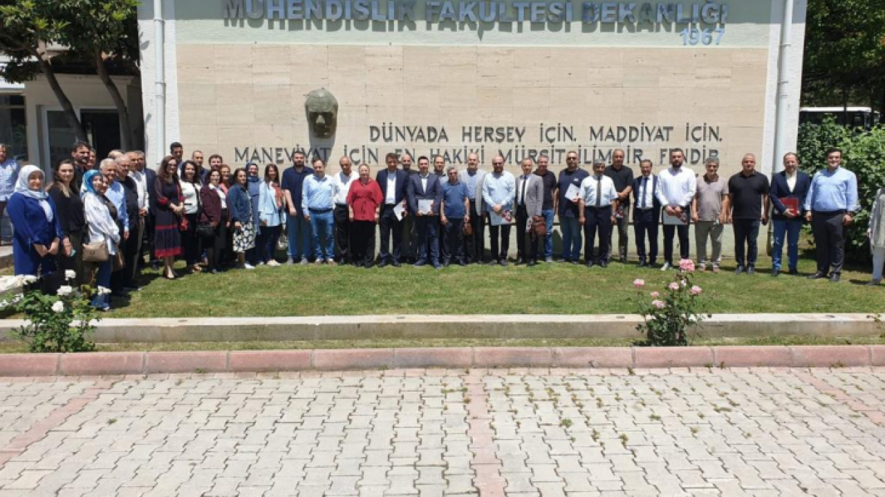 Mühendislik Fakültesi Akademisyenleri Ödüllendirildi